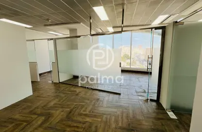 مساحات مكتبية - 7 غرف نوم - 2 حمامات للايجار في ميراج ريزيدنس - فريج بن محمود - الدوحة