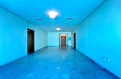 Apartment - 2 Bedrooms - 2 Bathrooms for rent in Zig Zag Towers - West Bay - Doha