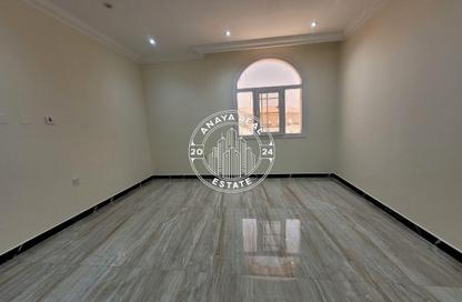 Villa - 1 - 1 for rent in Al Numan Street - Al Aziziyah - Doha