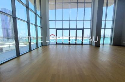 Apartment - 4 Bedrooms - 6 Bathrooms for sale in Canal Bay - Qetaifan Islands - Lusail