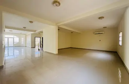 Villa - 5 Bedrooms - 7 Bathrooms for rent in Bu Hamour Street - Abu Hamour - Doha