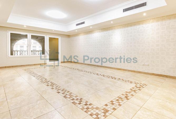 53861066 - Property Image 2