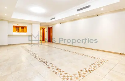 Apartment - 1 Bedroom - 2 Bathrooms for rent in West Porto Drive - Porto Arabia - The Pearl Island - Doha Apartment - 1 Bedroom - 2 Bathrooms for rent in West Porto Drive - Porto Arabia - The Pearl Island - Doha