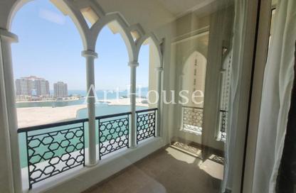 Apartment - 2 Bedrooms - 3 Bathrooms for rent in Viva West - Viva Bahriyah - The Pearl Island - Doha