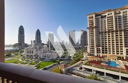 Apartment - 1 Bedroom - 2 Bathrooms for rent in East Porto Drive - Porto Arabia - The Pearl Island - Doha