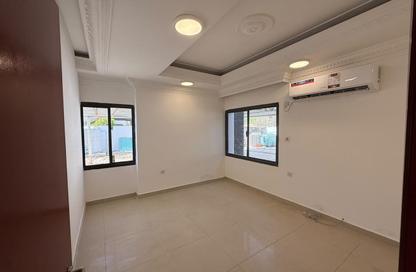 Apartment - 1 Bedroom - 1 Bathroom for rent in Al Dafna - Al Dafna - Doha