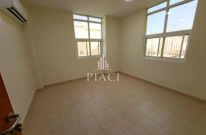 Apartment - 2 - 2 for rent in Salaja Street - Doha Al Jadeed - Doha
