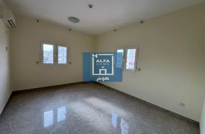 شقة - 2 غرف نوم - 2 حمامات للايجار في شارع النصر - النصر - الدوحة