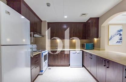 Apartment - 1 Bedroom - 2 Bathrooms for rent in East Porto Drive - Porto Arabia - The Pearl Island - Doha