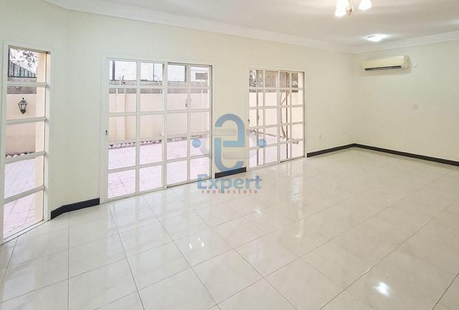 60445306 - Property Image 2