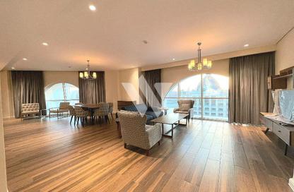 Apartment - 3 Bedrooms - 4 Bathrooms for rent in Floresta Gardens - Floresta Gardens - The Pearl Island - Doha