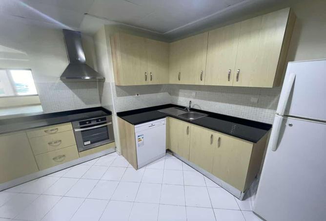 1003371 - Property Image 3