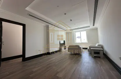 Apartment - 1 Bedroom - 2 Bathrooms for rent in Viva Central - Viva Bahriyah - The Pearl Island - Doha