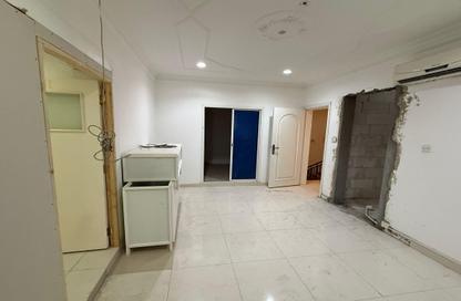 Apartment - 1 Bedroom - 1 Bathroom for rent in Al Markhiya Street - Al Markhiya - Doha