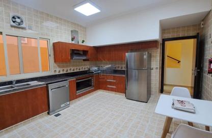 مجمع سكني - 4 غرف نوم - 5 حمامات للايجار في حدائق الفردان - ابو سدرة - الريان - الدوحة