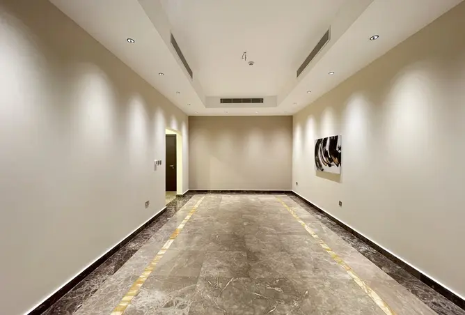 63532251 - Property Image 2
