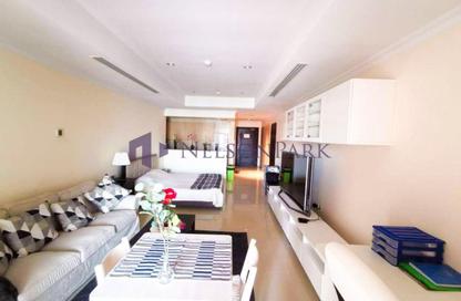 Apartment - Studio - 1 for rent in East Porto Drive - Porto Arabia - The Pearl Island - Doha Apartment - Studio - 1 for rent in East Porto Drive - Porto Arabia - The Pearl Island - Doha