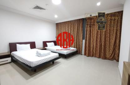 Apartment - 2 Bedrooms - 2 Bathrooms for rent in Al Khair Tower - Corniche Road - Corniche Road - Doha