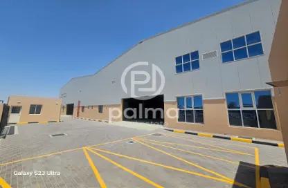 مخزن - استوديو - 8 حمامات للايجار في المنطقة الصناعية 5 - المنطقة الصناعية - المنطقة الصناعية - الدوحة