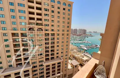 Apartment - 1 Bedroom - 2 Bathrooms for rent in Tower 18 - Porto Arabia - The Pearl Island - Doha