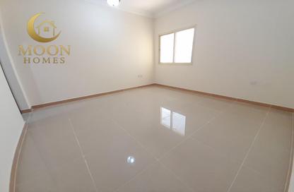 Apartment - 2 Bedrooms - 3 Bathrooms for rent in Al Mansoura - Al Mansoura - Doha