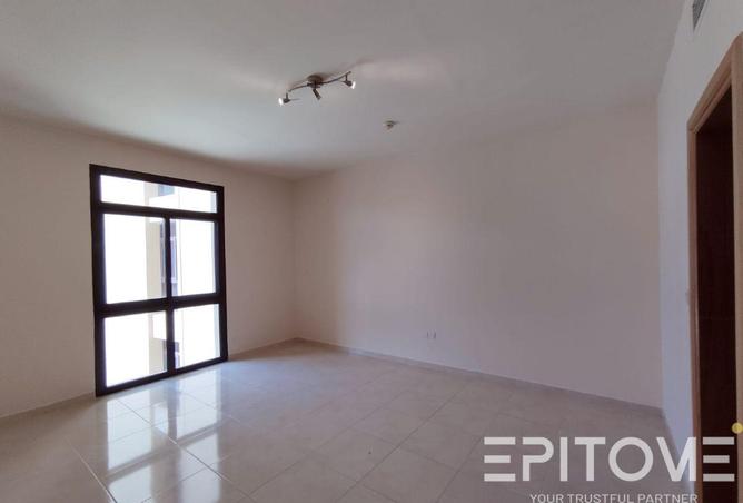 52499693 - Property Main Image