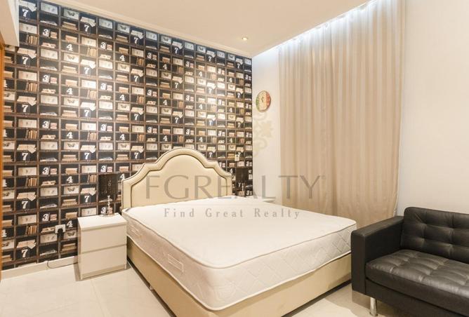 1004244 - Property Image 3