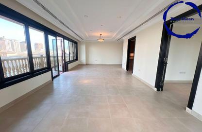 Apartment - 1 Bedroom - 2 Bathrooms for rent in East Porto Drive - Porto Arabia - The Pearl Island - Doha