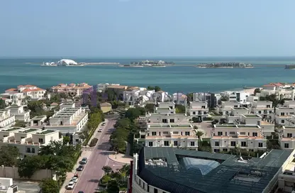 شقة - 2 غرف نوم - 3 حمامات للايجار في فيفا بحرية شرق - فيفا بحرية - جزيرة اللؤلؤة - الدوحة