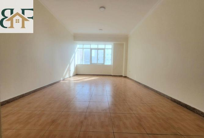 61338075 - Property Main Image