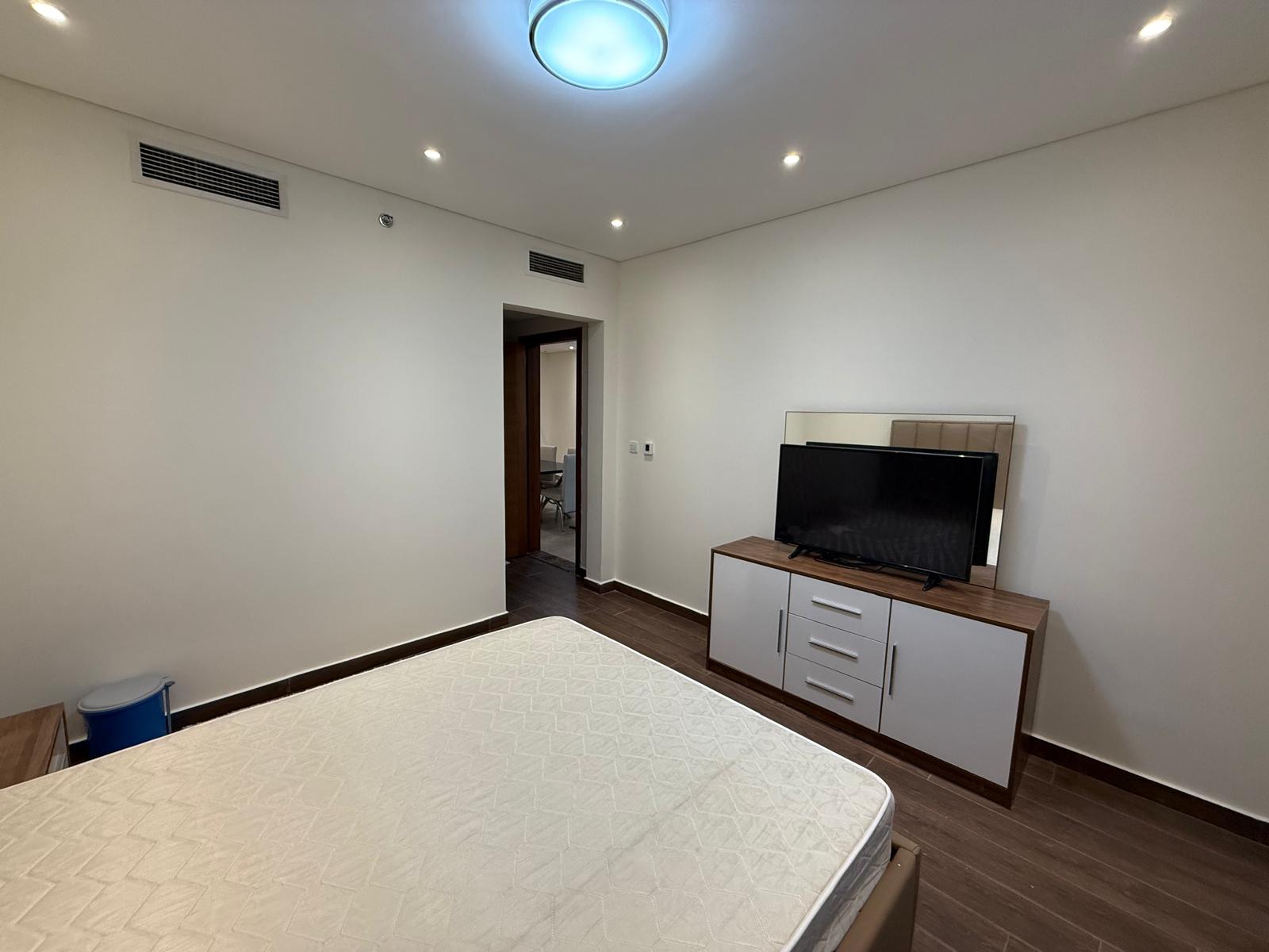 ELEGANT 1BEDROOM FULLY FURNISHED WITH BALCONY thumbnail 9