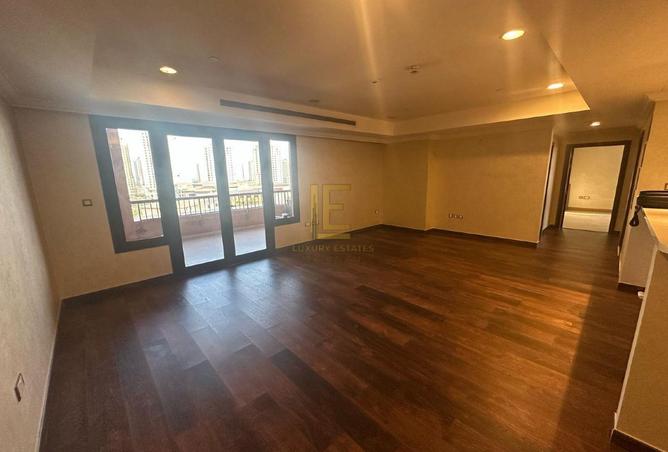 1009829 - Property Image 2