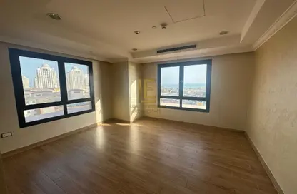 Apartment - 2 Bedrooms - 3 Bathrooms for sale in Porto Arabia - The Pearl Island - Doha