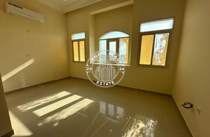 Apartment - Studio - 1 for rent in Abu Hamour - Doha