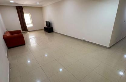 Apartment - 3 - 2 for rent in Al Khayareen Tower - Old Salata - Salata - Doha Apartment - 3 - 2 for rent in Al Khayareen Tower - Old Salata - Salata - Doha