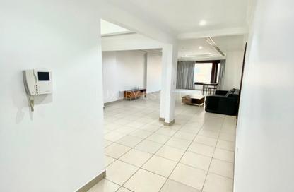 Apartment - 1 Bedroom - 2 Bathrooms for rent in West Porto Drive - Porto Arabia - The Pearl Island - Doha