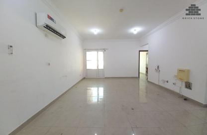 Apartment - 2 - 2 for rent in Muntazah 70 - Al Muntazah - Doha