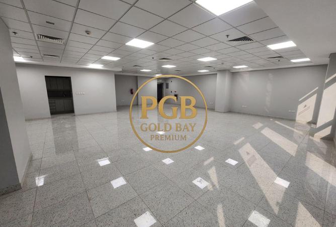 981802 - Property Image 2