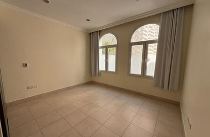 Villa - 5 Bedrooms - 6 Bathrooms for rent in West Bay - West Bay - Doha