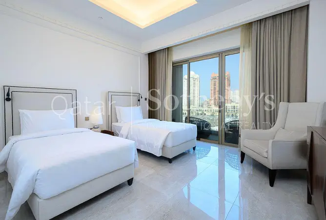 63921946 - Property Image 3