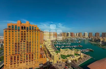 شقة - 2 غرف نوم - 2 حمامات للايجار في برج 10 - بورتو أرابيا - جزيرة اللؤلؤة - الدوحة