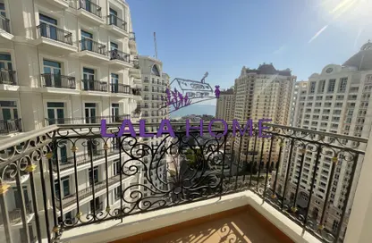 Apartment - 3 Bedrooms - 4 Bathrooms for rent in Floresta Gardens - Floresta Gardens - The Pearl Island - Doha