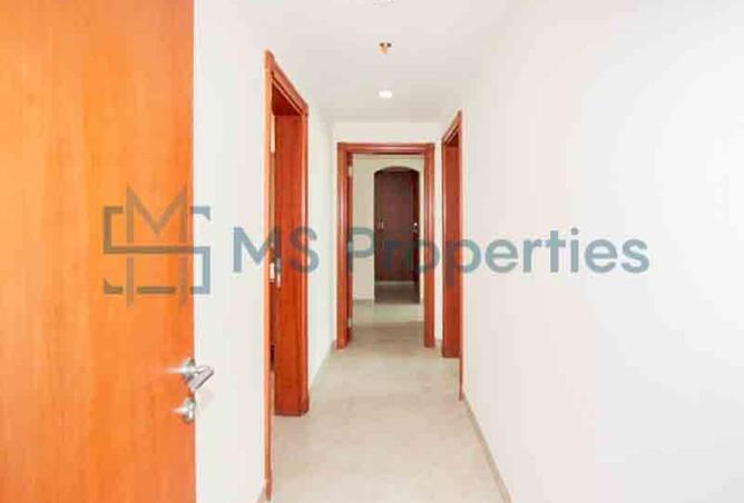54102998 - Property Image 3