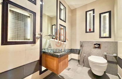 Apartment - 3 Bedrooms - 3 Bathrooms for rent in Viva West - Viva Bahriyah - The Pearl Island - Doha Apartment - 3 Bedrooms - 3 Bathrooms for rent in Viva West - Viva Bahriyah - The Pearl Island - Doha