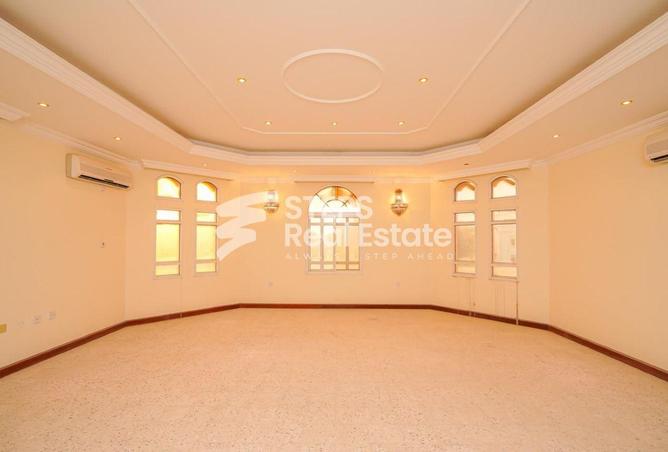 1028613 - Property Image 2