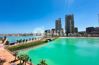 شقة - 3 غرف نوم - 5 حمامات للايجار في كريستال ريزيدنس - جزيرة جيوان - جزيرة اللؤلؤة - الدوحة