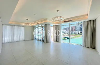 Apartment - 3 Bedrooms - 5 Bathrooms for rent in Crystal Residence - Gewan Island - The Pearl Island - Doha