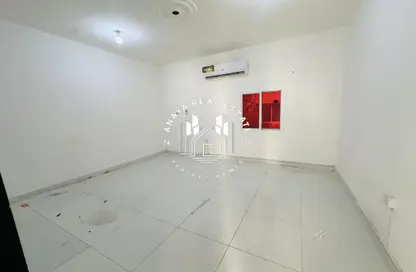 فيلا - غرفة نوم - 1 حمام للايجار في فلل عين خالد - عين خالد - الدوحة