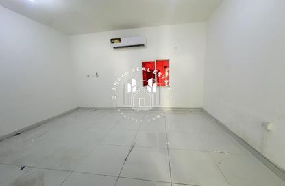 فيلا - غرفة نوم - 1 حمام للايجار في فلل عين خالد - عين خالد - الدوحة