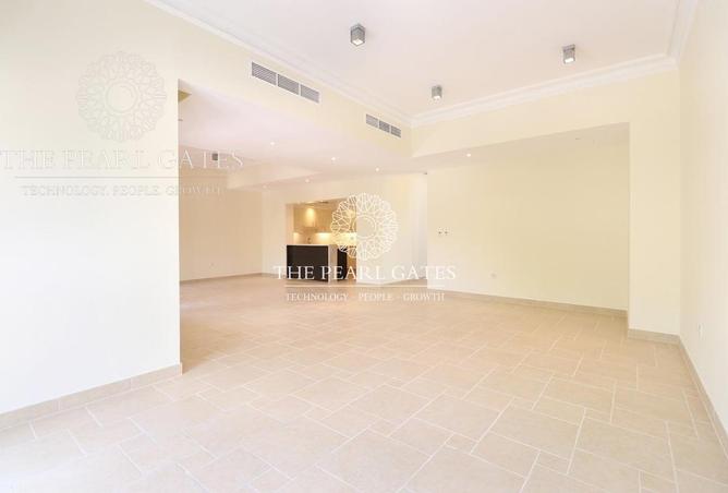 52683668 - صورة العقار 2